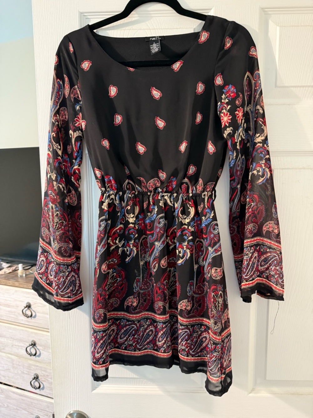 Rue21 Black Paisley Long Sleeve Boho Dress